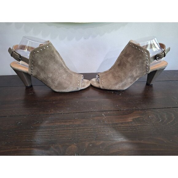 EUC Tahari Elton Gray Suede Peep-Toe Mule Pumps/Sz. 8M - Picture 4 of 9